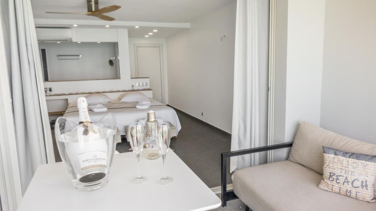 Official Page "Residence Bleu Marine" - Sea View Apartments & Studios - Saint-Martin French Side Grand Case Zewnętrze zdjęcie